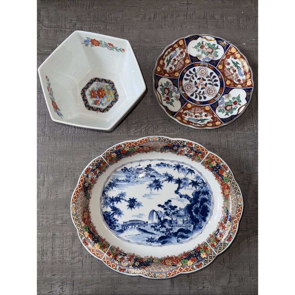 Japanese Imari Porcelain 3pc Set Plates & Bowl Hand Painted Made in Japan In Box